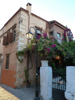 Beautiful Historical Townhouse In Venetian Convent